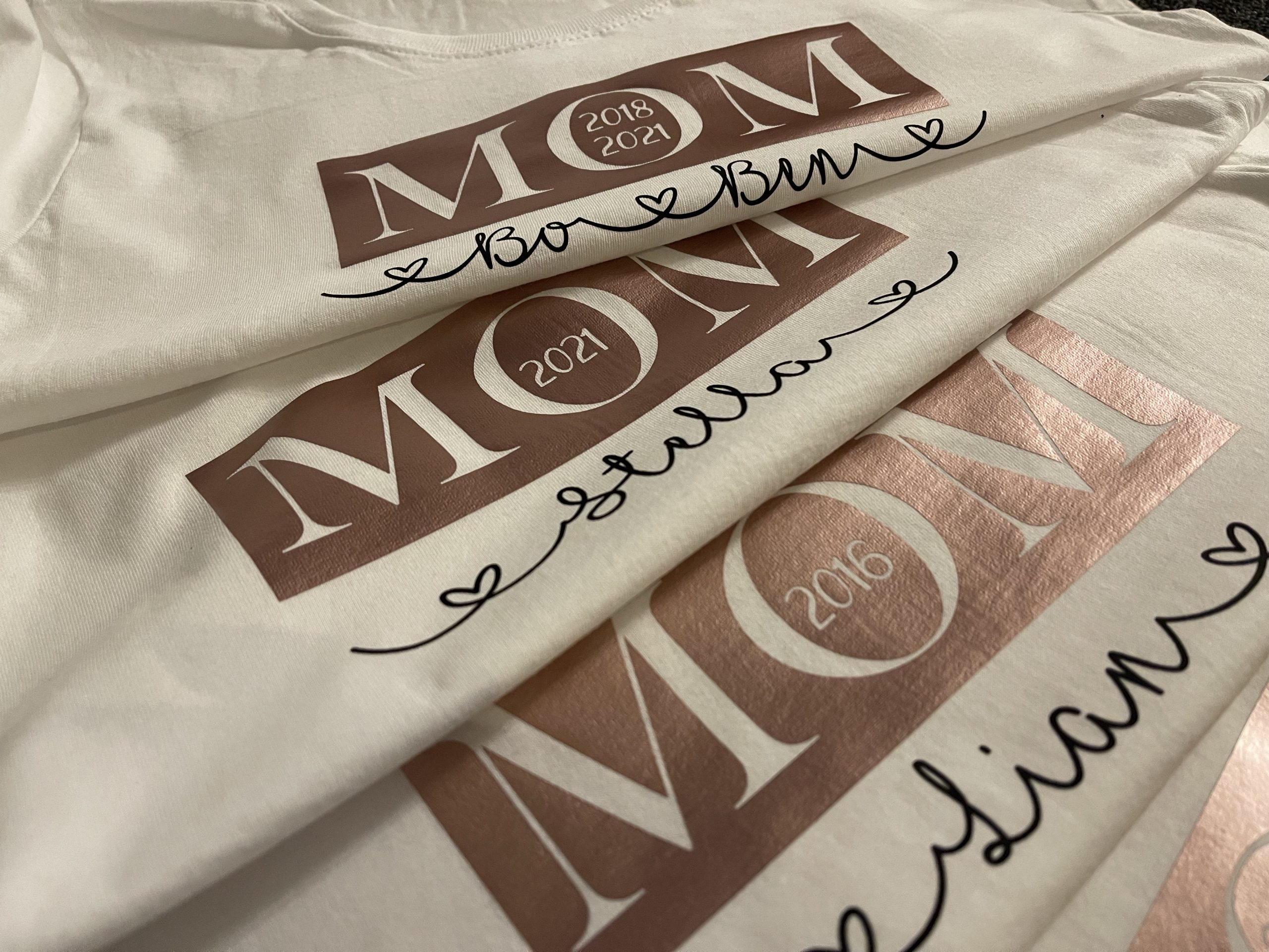 Personalisiertes Mom-Shirt – Bild 4